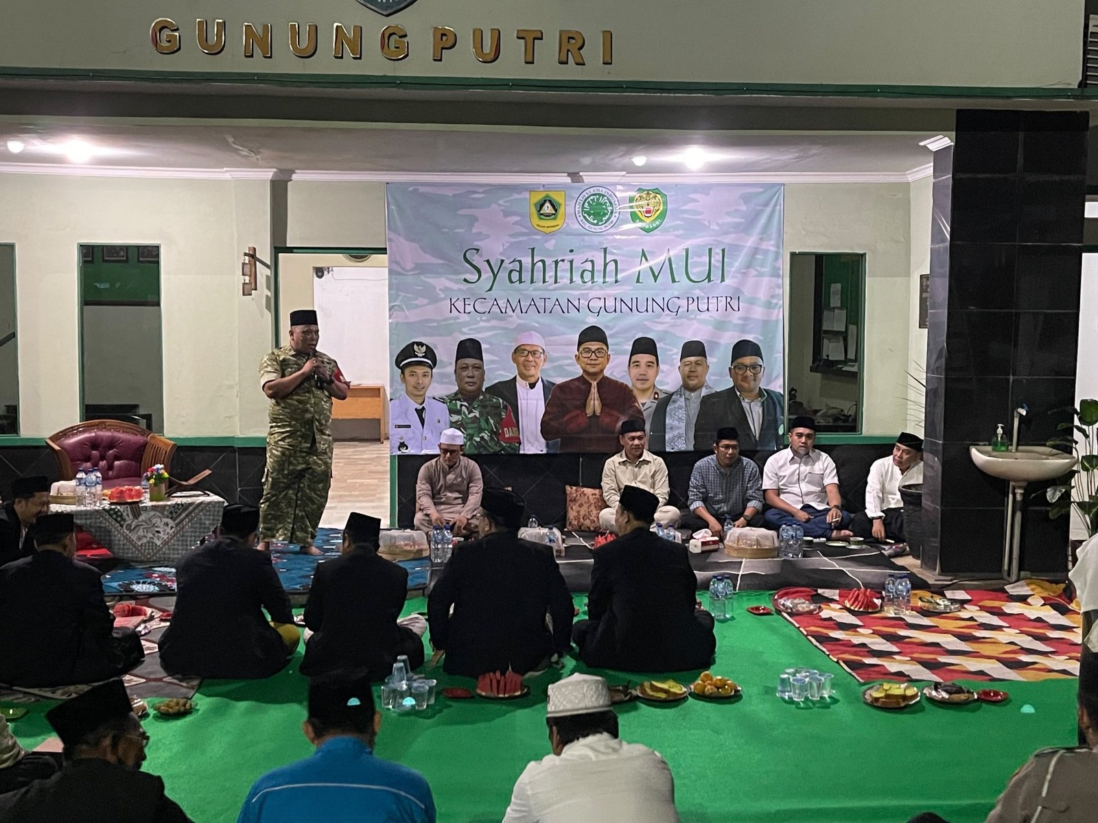 Perkuat Sinergi Ulama, Pemerintah dan TNI! Kepala Desa Ciangsana Hadiri Kegiatan Syariah MUI di Koramil Gunung Putri